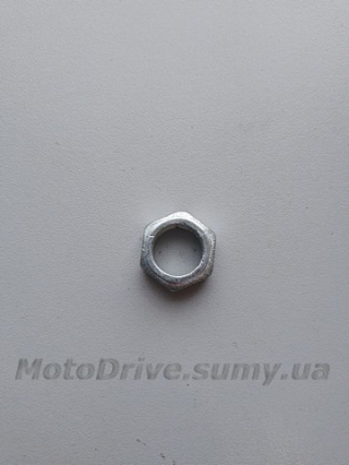 Гайка передней звезды Д6, F80.