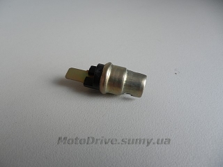 Патрон лампи щиток приладів.