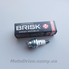 Свеча зажигания б/п (2Т, Ø14 мм) PR17Y "Brisk".