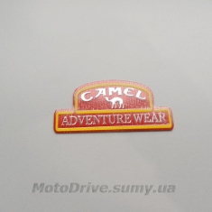Наклейка логотип Camal Adventure Wear (15х8 см).