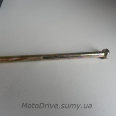 Болт генератора Иж (110*7) Китай.