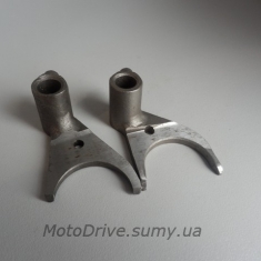 Вилочка переключения передач (пара)  МИНСК